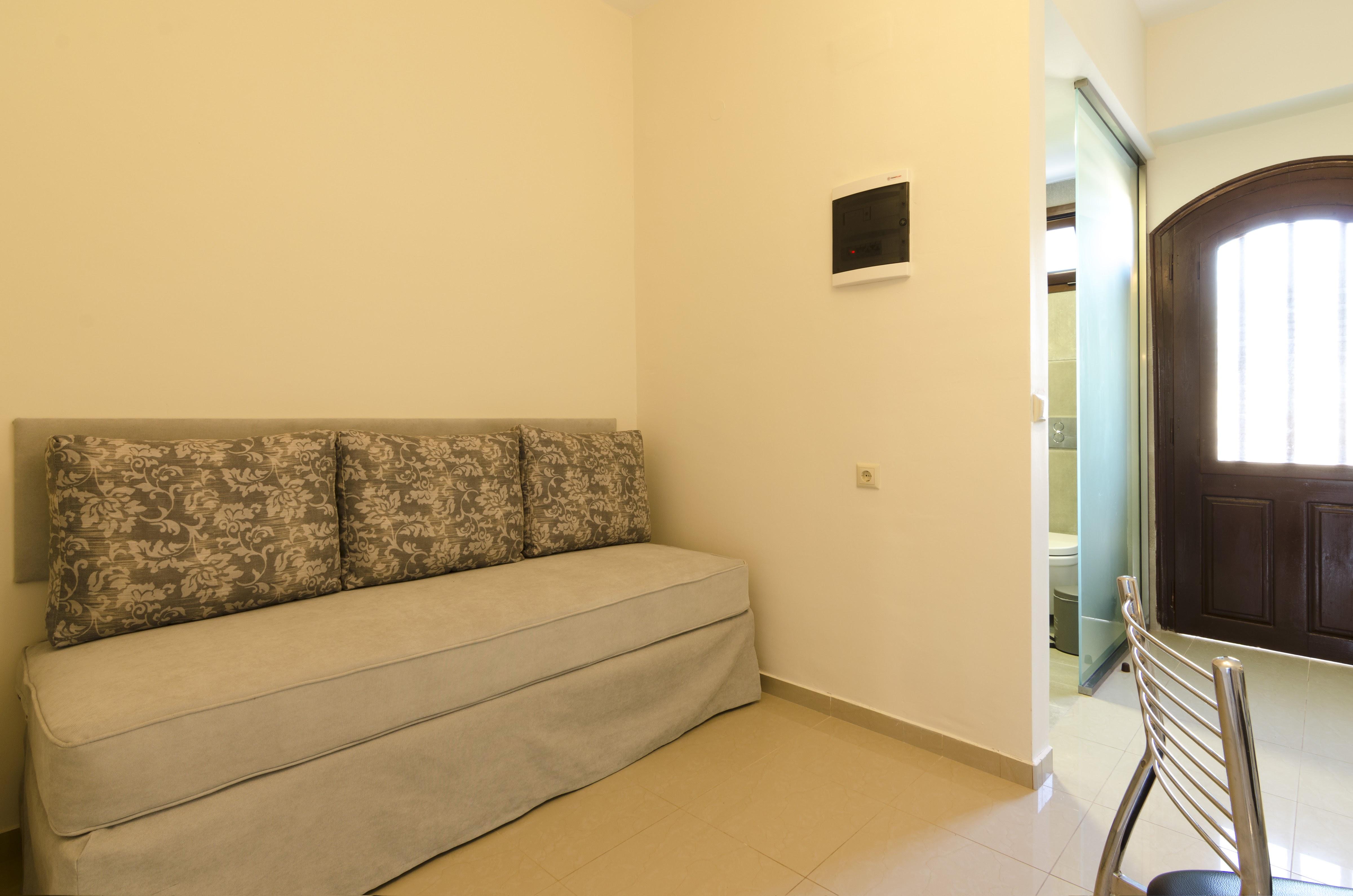 Stelios Gardens Hotel