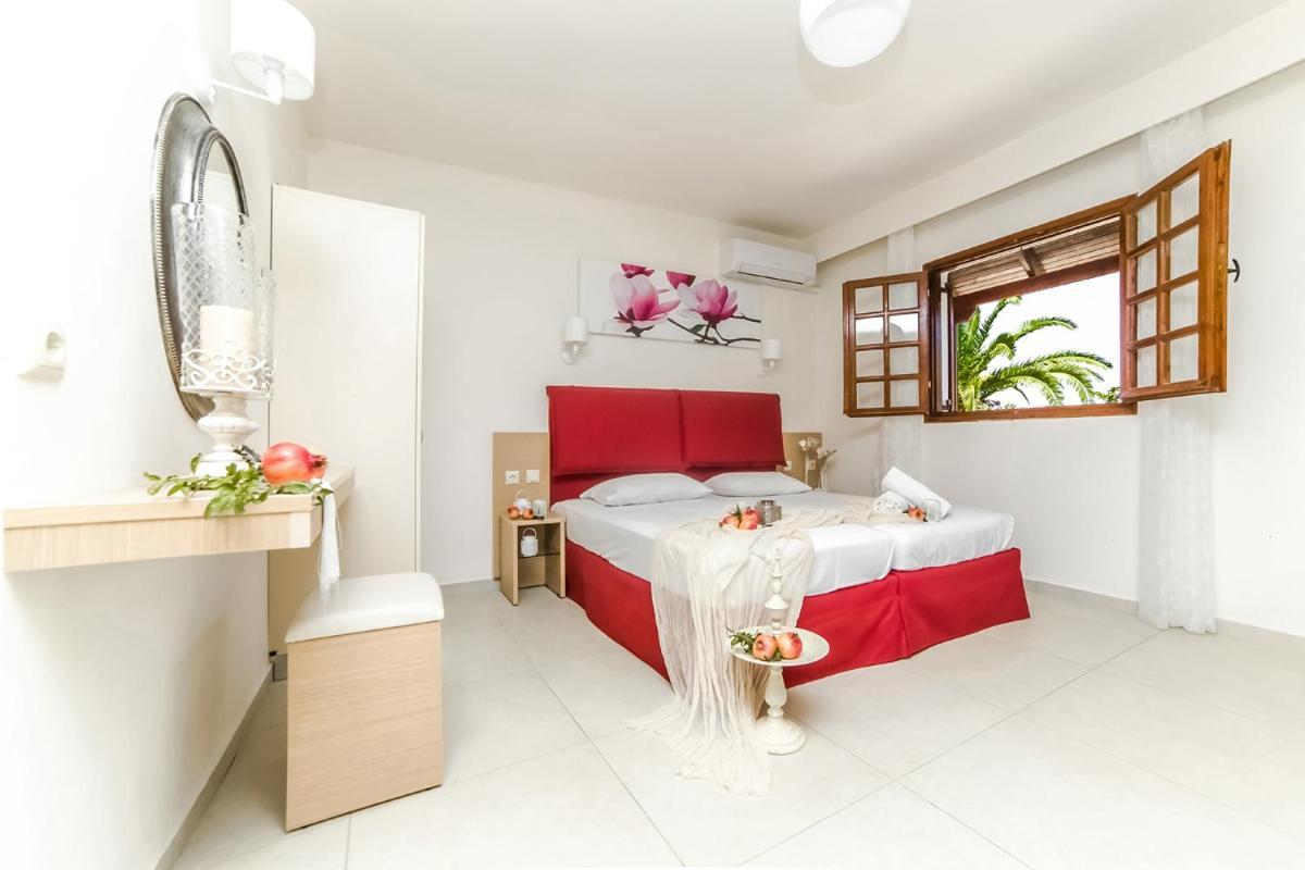 Hotel Stelios Gardens 3*